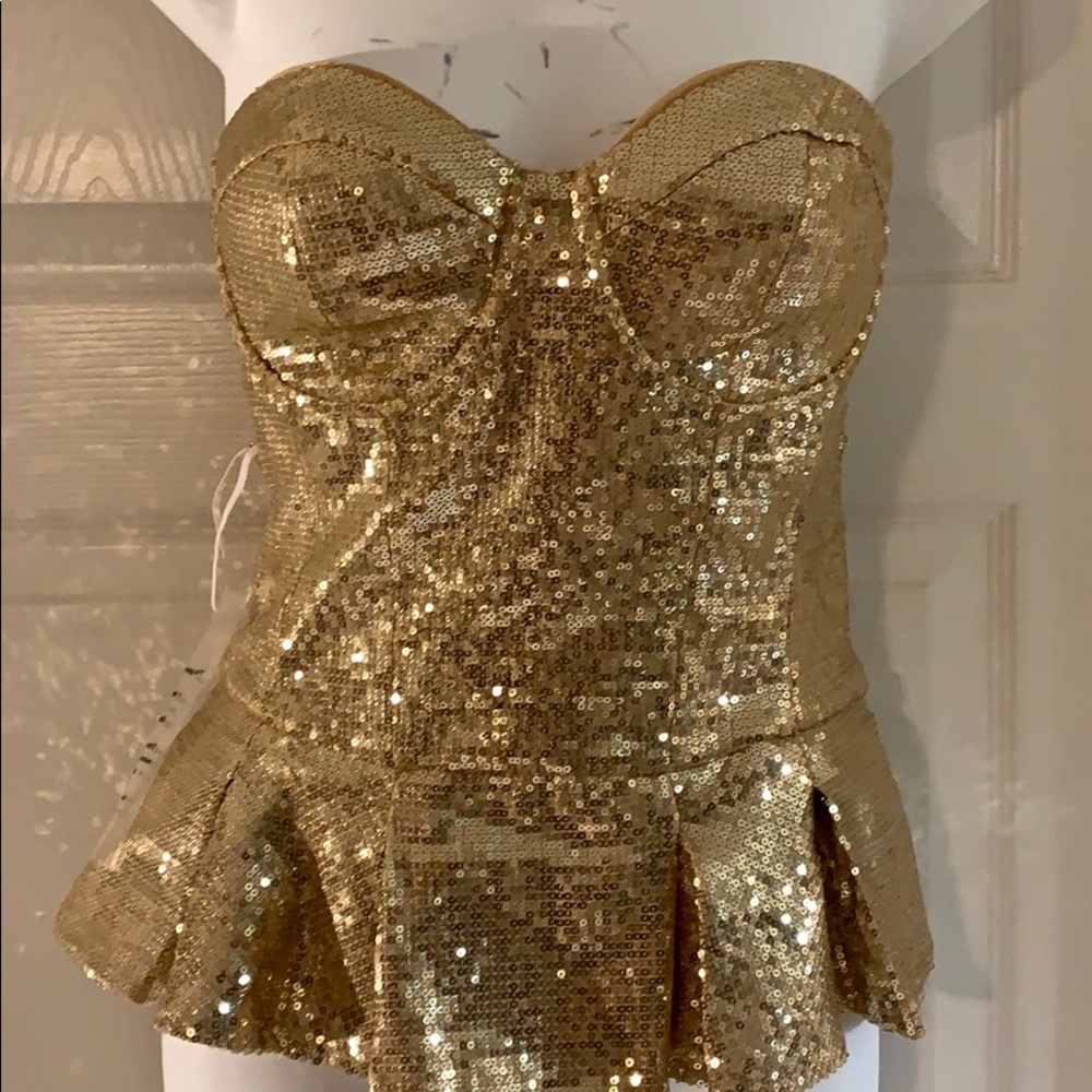 Bebe Gold Peplum Top - Picture 2 of 5